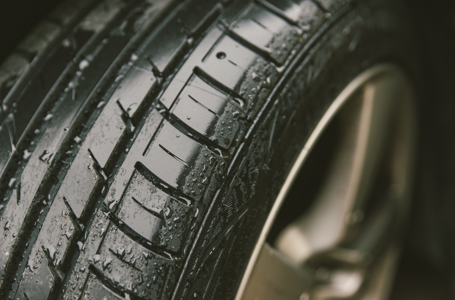 How much do you know about car tires? - M Mécanique 360